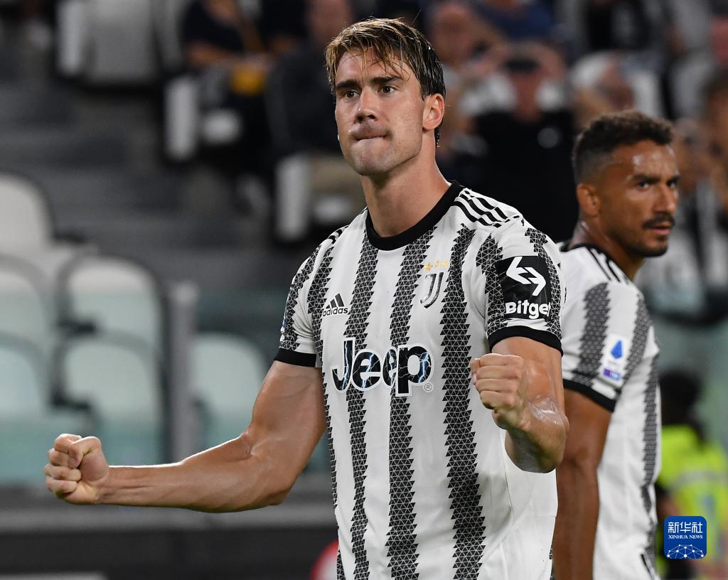 巴萨对阵贝蒂斯大名单：德容、费尔明回归，奥尔莫缺阵