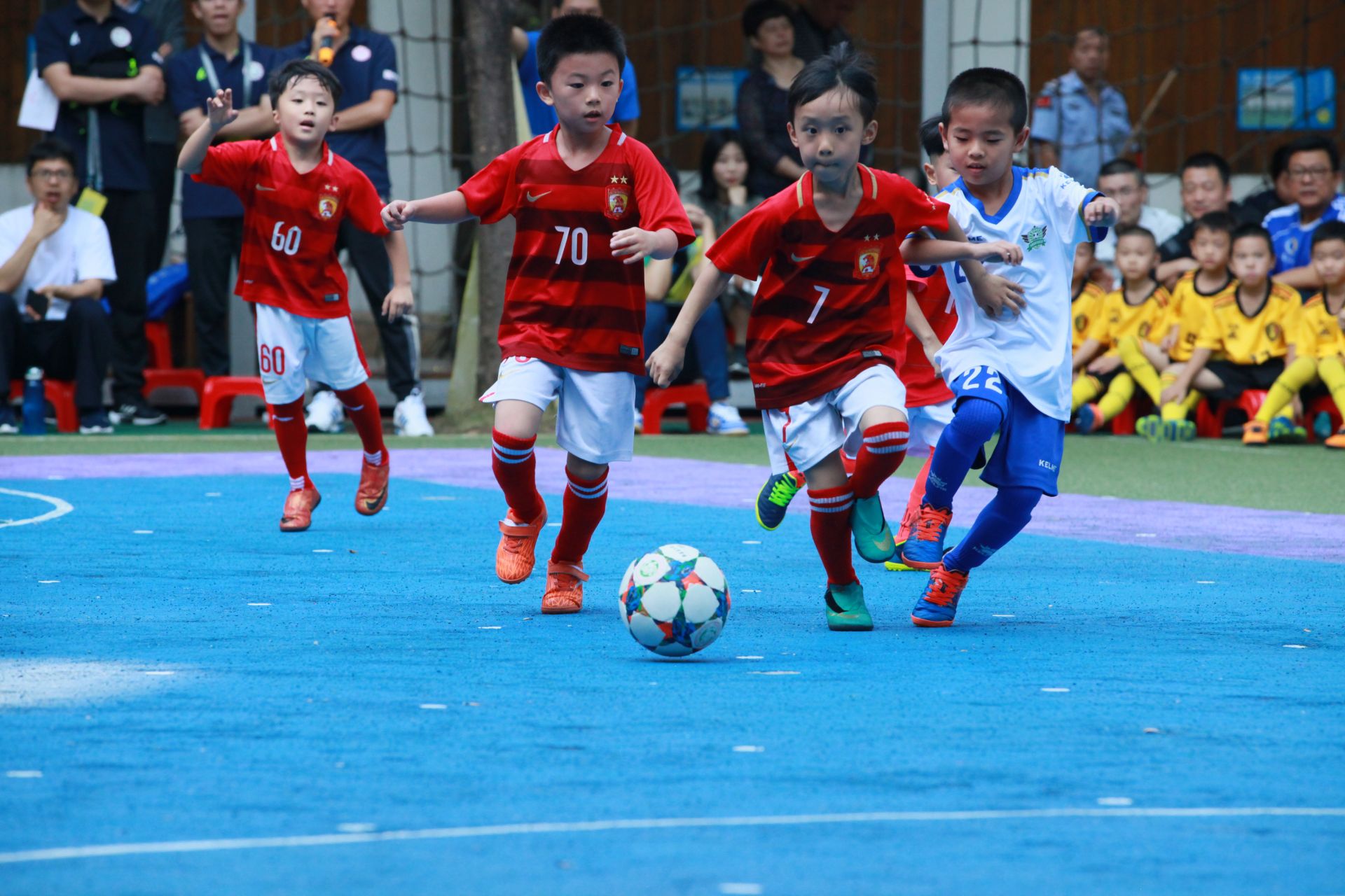 国安亚冠出局却收好消息，主帅赛后道歉，下赛季有望晋级精英联赛