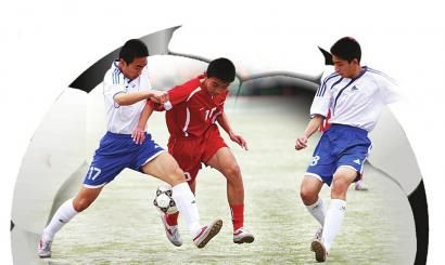 足协杯决赛——中国足坛本年度最后一场焦点战！明晚...（足协杯巅峰对决：明晚上演中国足坛年度收官之战）