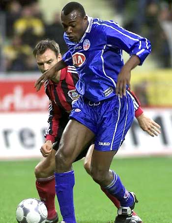 难解难分！今晚五场德甲同开，中场过后五场比分全部相平（势均力敌！德甲今夜五场同开，半场全部打成平局）