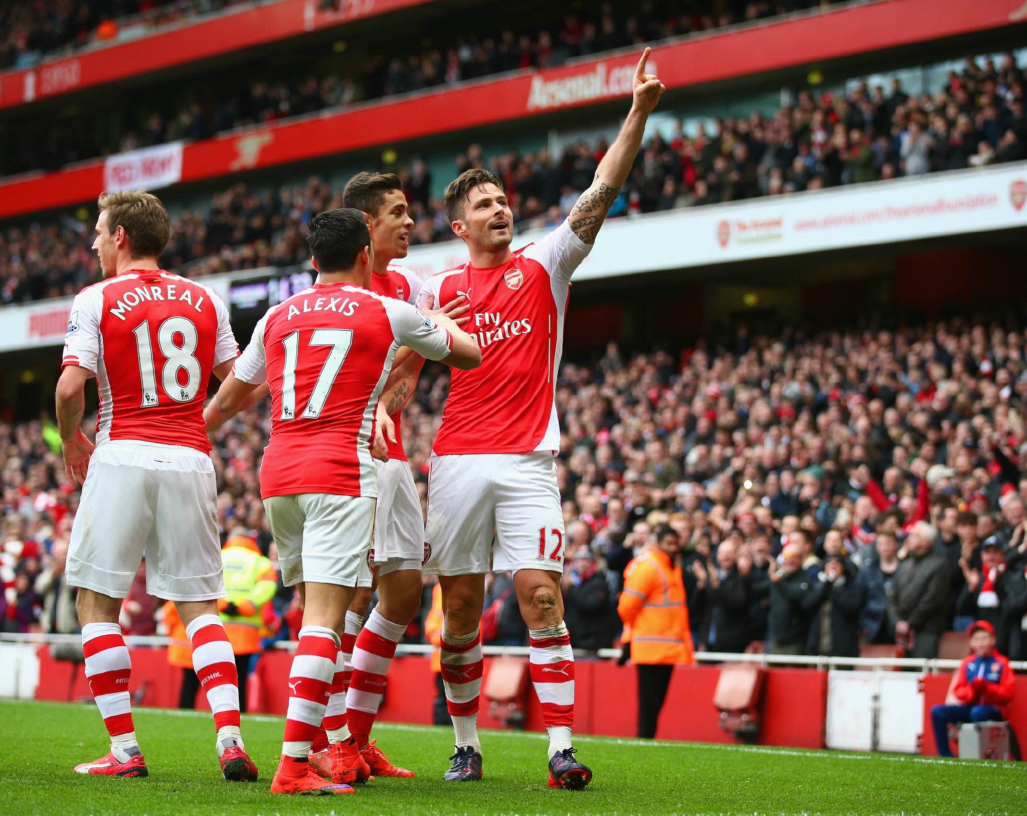 卡马文加宣布在安哥拉开办足球学院：回馈祖国对我的培养（卡马文加在安哥拉设立足球学院，以行动回报祖国栽培）