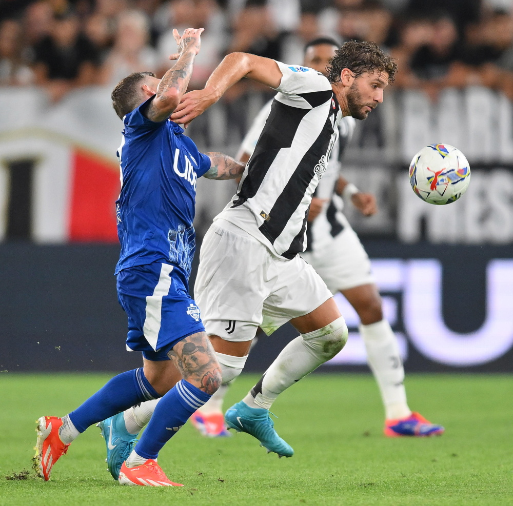 科莫队晒帕斯晃倒劳塔罗视频，后者回应差不多得了