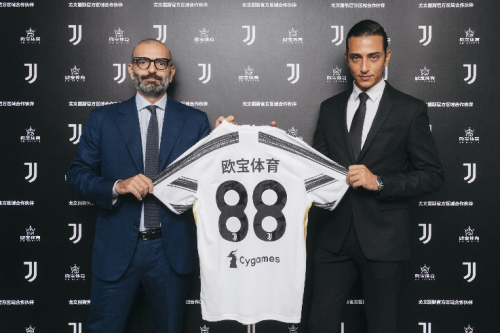 西媒：维尼修斯6场欧冠451分钟0进球，连续11场陷球荒（西媒：维尼修斯欧冠6战451分钟颗粒无收，已连续11场未破门）