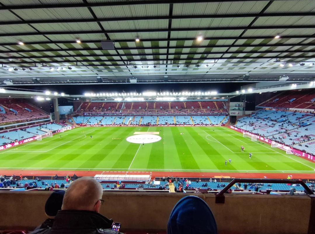 纳格尔斯曼谈征召萨内：他在欧冠和土超表现得很好（纳格尔斯曼谈召入萨内：欧冠与土超状态出色）